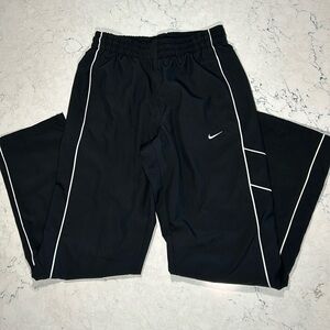 Men’s Nike lined warmup pant size small